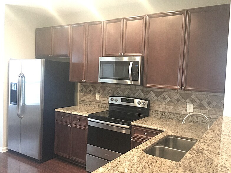Building Photo - 3204 Neuse Crossing Dr