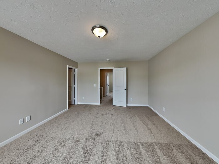 Building Photo - 10904 Mansfield Way