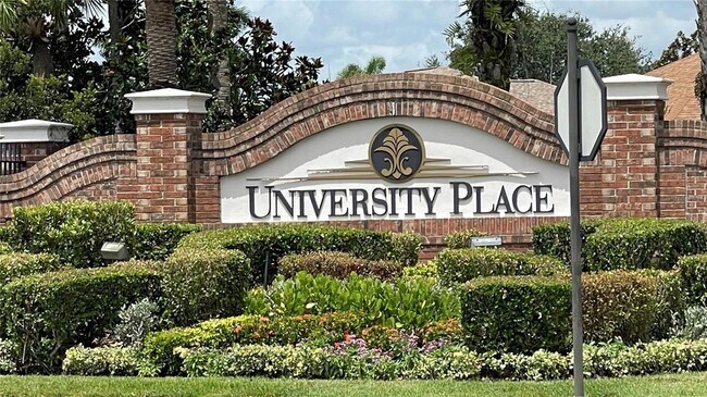 Building Photo - 7704 Drayton Cir