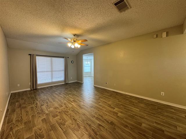 Building Photo - 823 Colson Dr