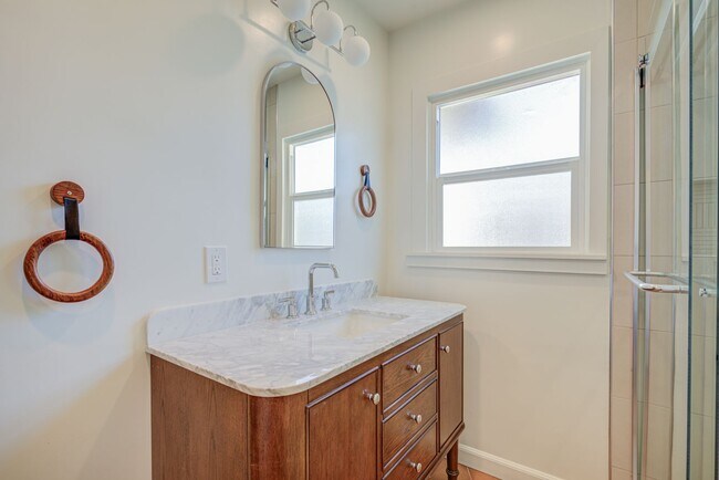 Building Photo - Riverside Residences