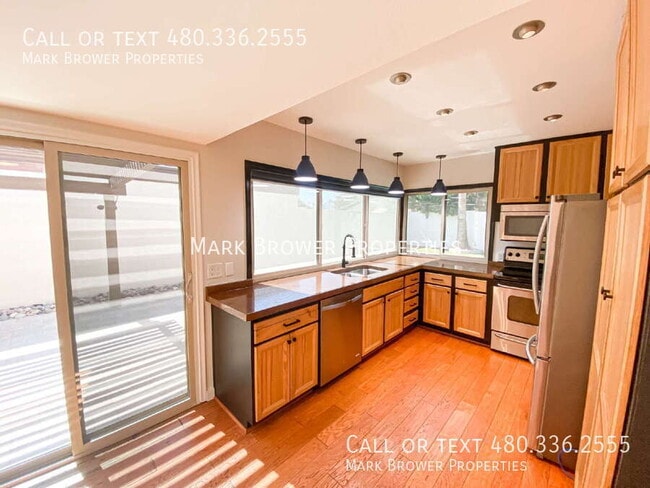 Building Photo - 7710 E Monte Vista Rd