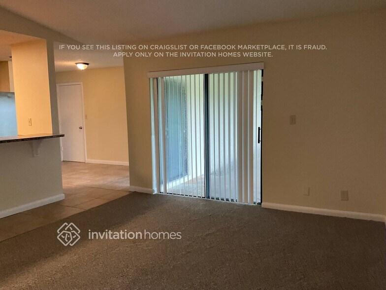 Building Photo - 4005 W Sailboat Dr