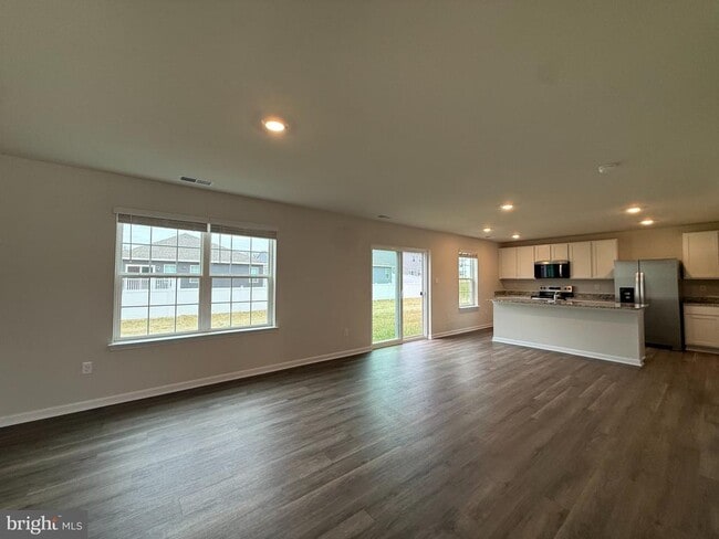 Building Photo - 345 Anconas Blvd