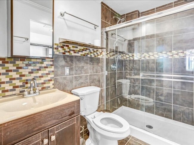 Building Photo - Spacious 4 Bed, 2 Bath Home in La Mesa with Detached Garage!