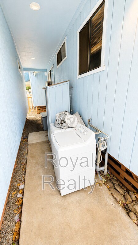 Building Photo - 72 Keala Pl
