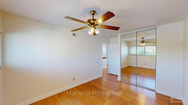 Building Photo - Beautiful Home in Irvine