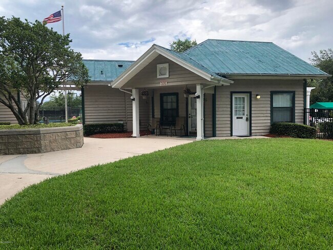 Building Photo - 8179 Crosswind Rd