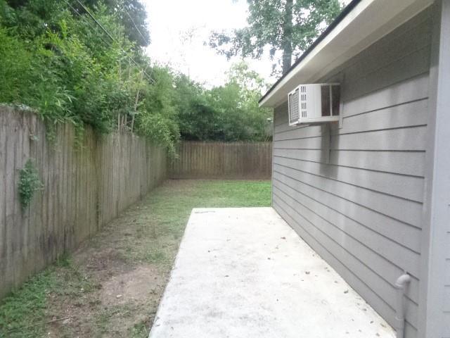 Building Photo - 21722 Tophill Dr