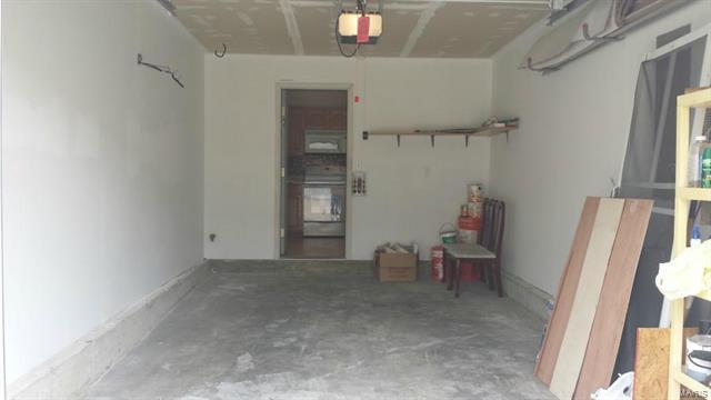 Building Photo - 393 Moreau Terrace