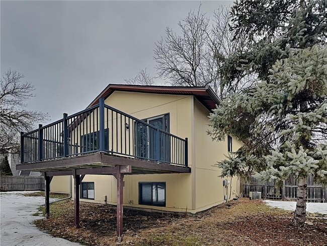 Building Photo - 3401 75th Ave N