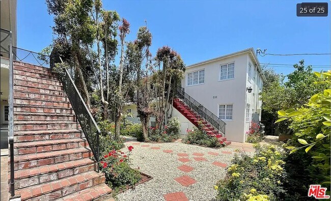 Building Photo - 1212 10th St