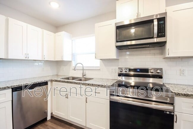 Building Photo - 7934 Way St