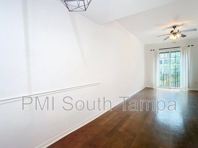 Building Photo - 5220 Beach Breeze Ct