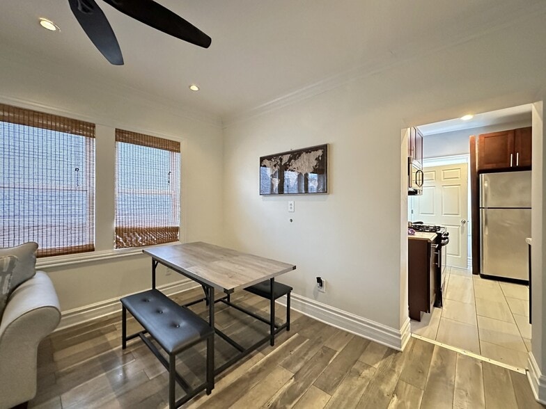 Building Photo - 720 N Elizabeth St