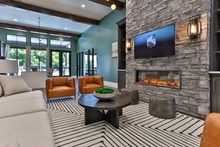 Interior Photo - Emerald Knoxville Apartments