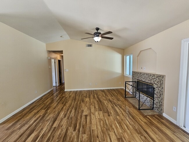 Building Photo - 5400 Sugar Pine Dr