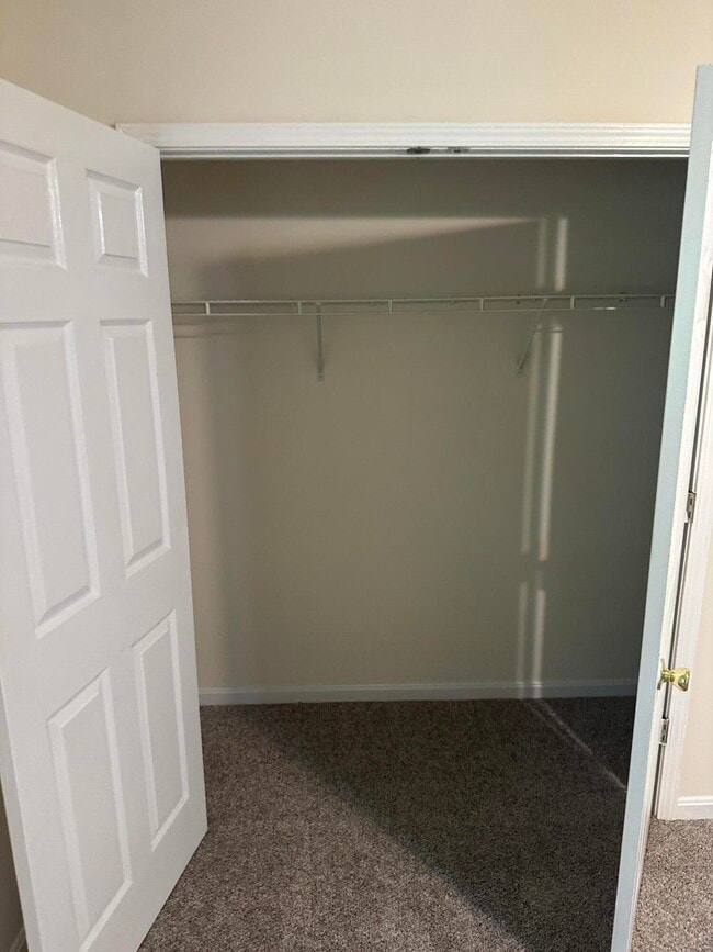 Building Photo - 1017 Smither Dr