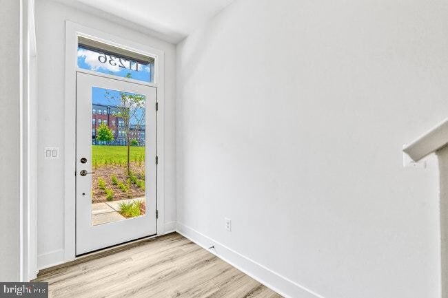 Building Photo - 11236 Bunsen St