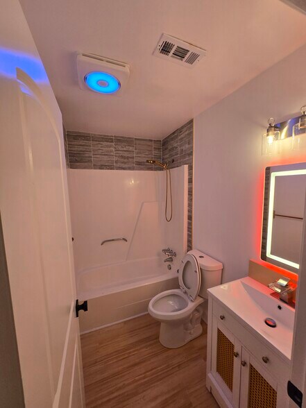 Building Photo - 2515 Arkansas Ave