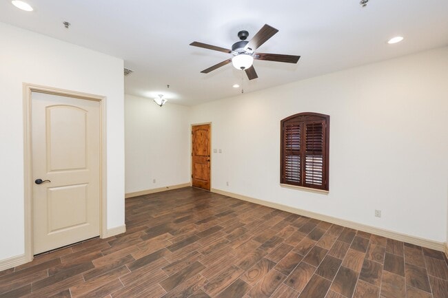 Building Photo - 8216 Casa Verde Rd