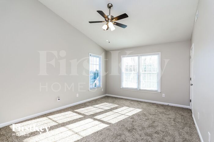 Building Photo - 4906 Riding Ridge Dr