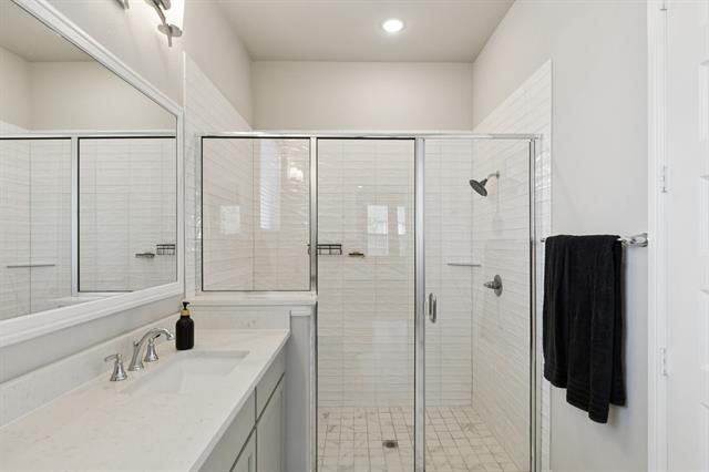 Building Photo - 7584 Zachery Dr