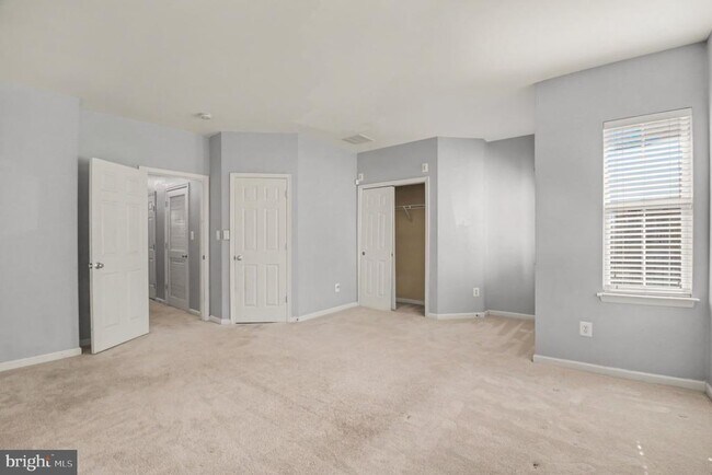 Building Photo - 3041 Chinkapin Oak Ln