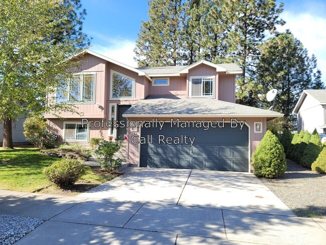 Primary Photo - 7209 N Pine Rock St