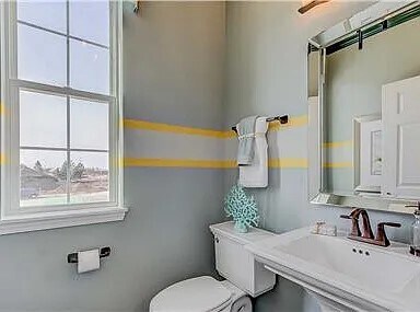 Building Photo - 832 Paisley Ct