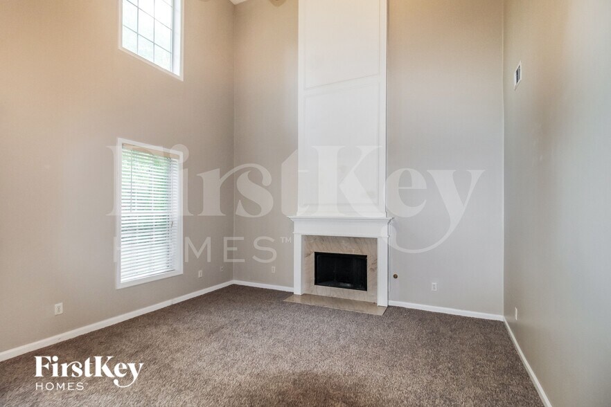 Building Photo - 2775 Haynes Club Cir SW