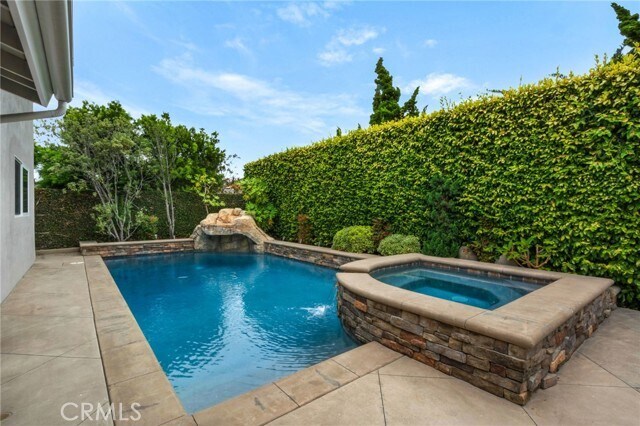 Building Photo - 21192 Richmond Cir