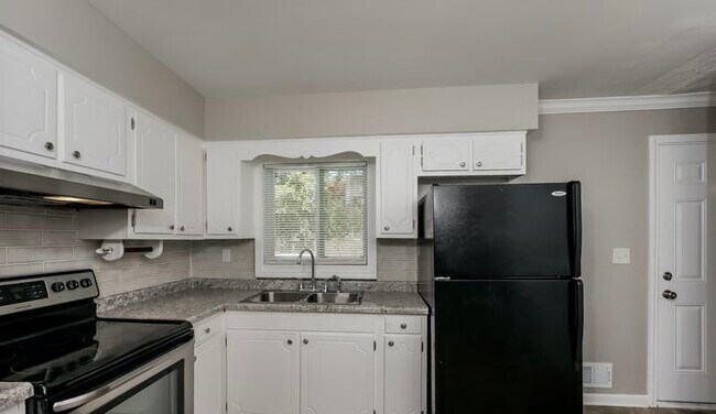 Building Photo - 4609 Glenna Way