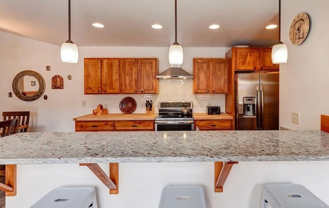 Building Photo - 3 Bedroom Townhome in Bozeman!