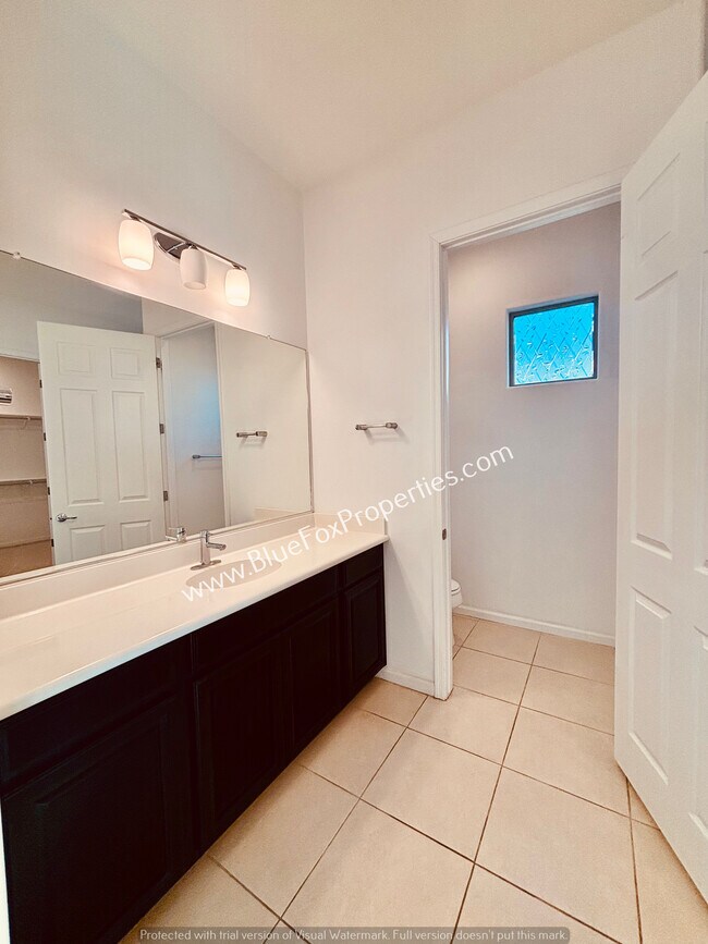 Building Photo - 198 E Woolystar Ct