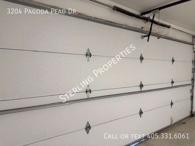 Building Photo - 3204 Pagoda Pead Dr