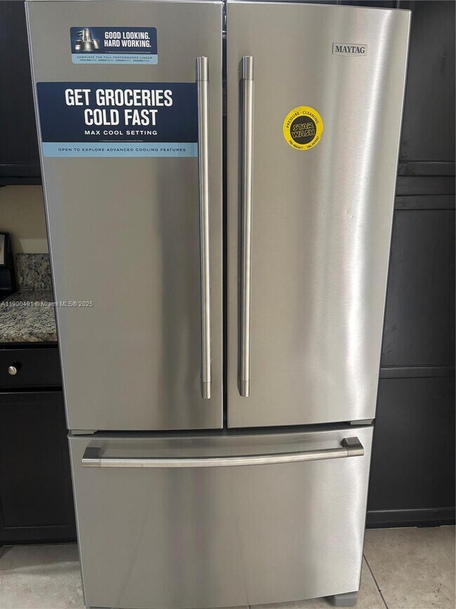 Building Photo - 9456 SW 171st Pl