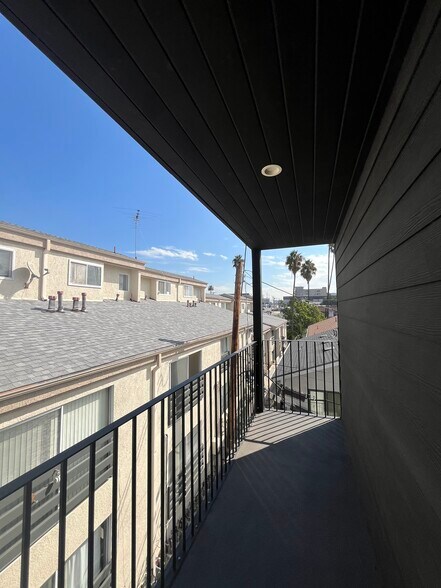 Building Photo - 248 N Dillon St