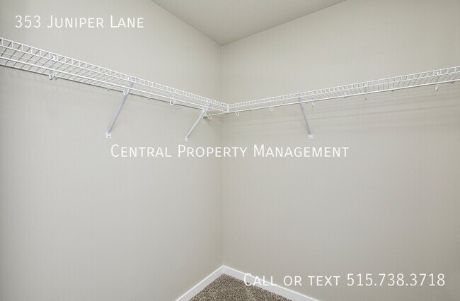 Building Photo - 353 Juniper Dr