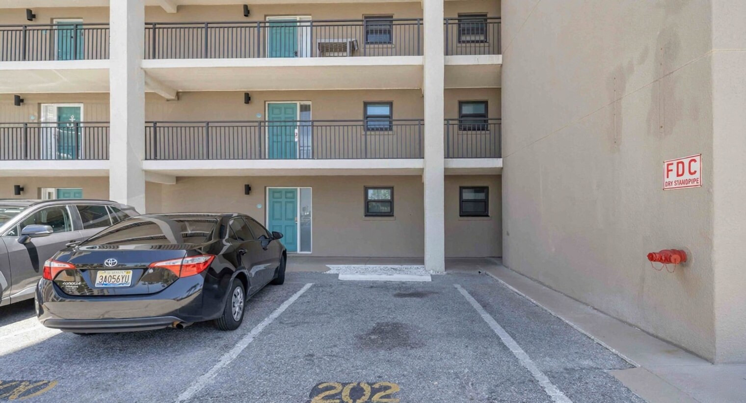 Building Photo - 770 Sundial Ct