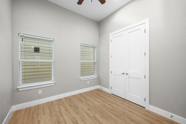 Building Photo - 2310 Detering St