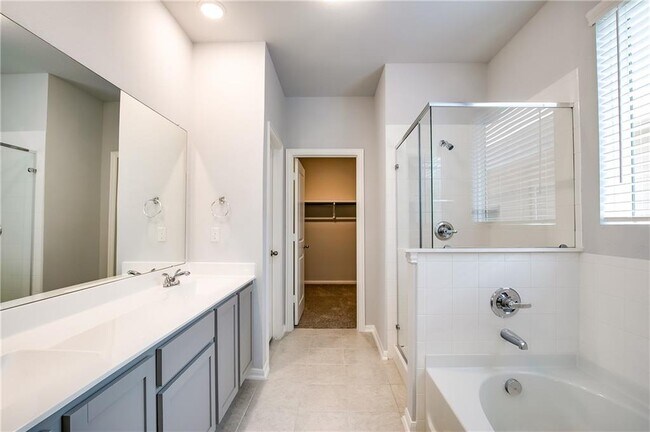 Building Photo - 509 Pulitzer Dr