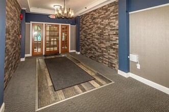 Building Photo - 264 9th St