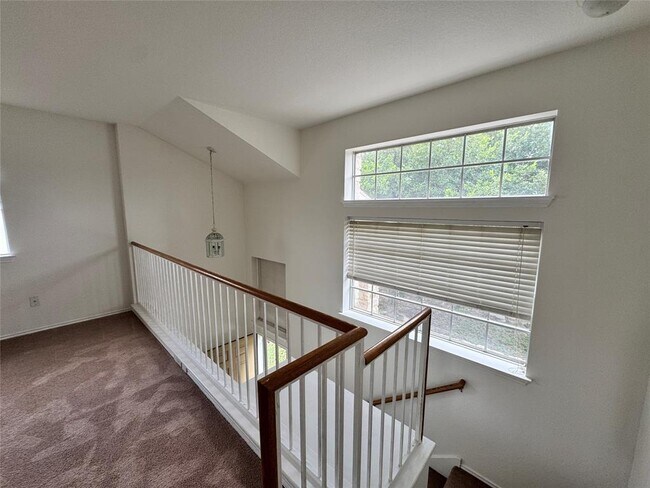 Building Photo - 1205 Dillon Lake Bend