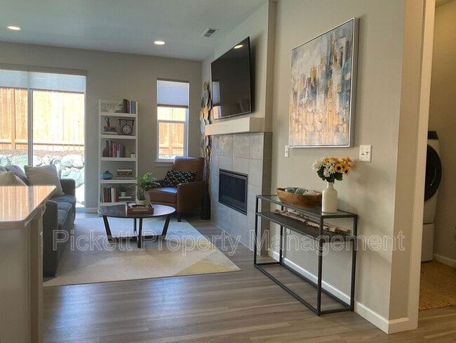Building Photo - 6584 Seaglass AVE