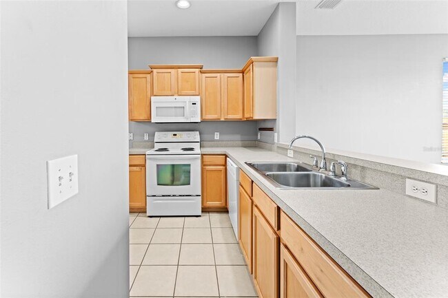 Building Photo - 8420 Deer Chase Dr