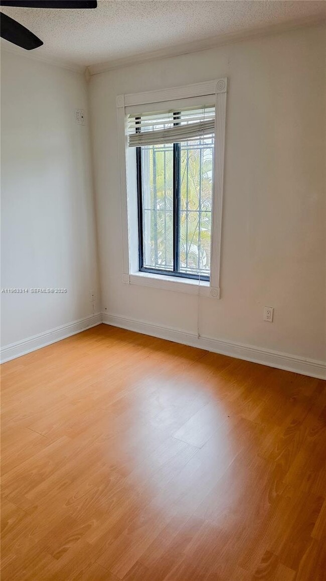 Building Photo - 317 NW 109th Ave