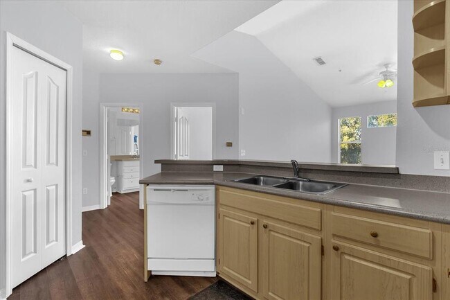 Building Photo - 2740 Maitland Crossing Way