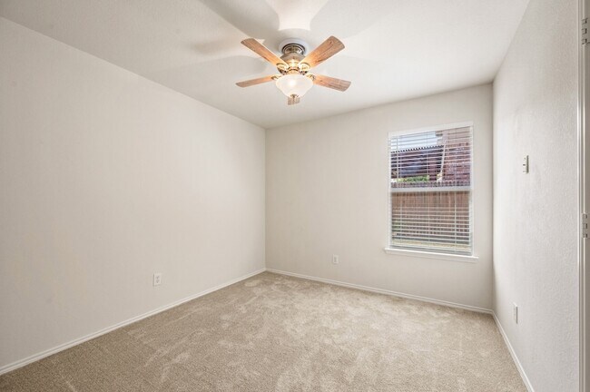 Building Photo - 12113 Thicket Bend Dr