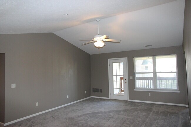 Building Photo - 1376 Heatherwood Ln
